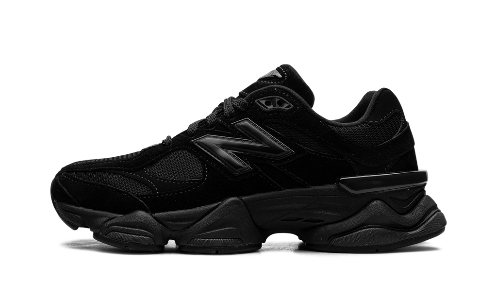 9060 Black Triple