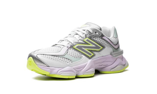 9060 White Silver Metalic Taro
