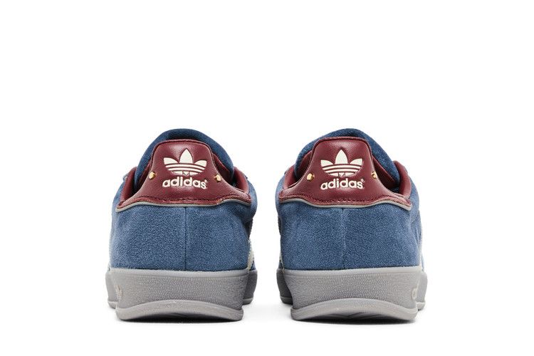 Navy Gazelle Indoor Crew Burgundy