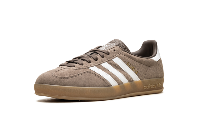 White Gazelle Indoor Earth Strata Gold Metallic