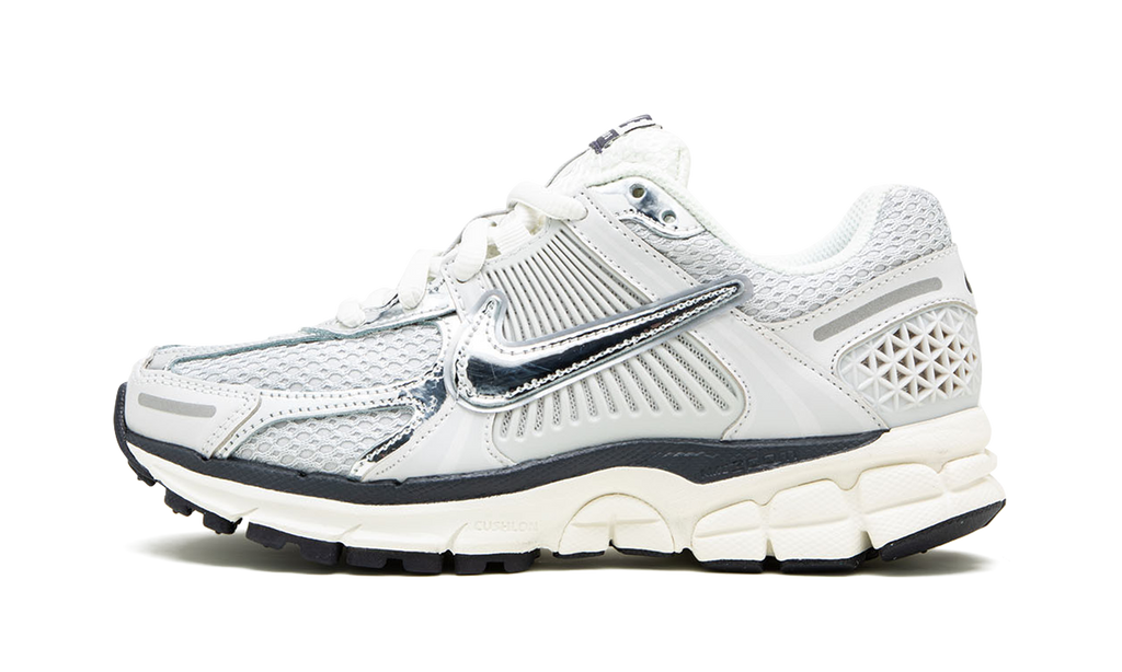Silver Zoom Vomero 5 Photon Dust Metallic