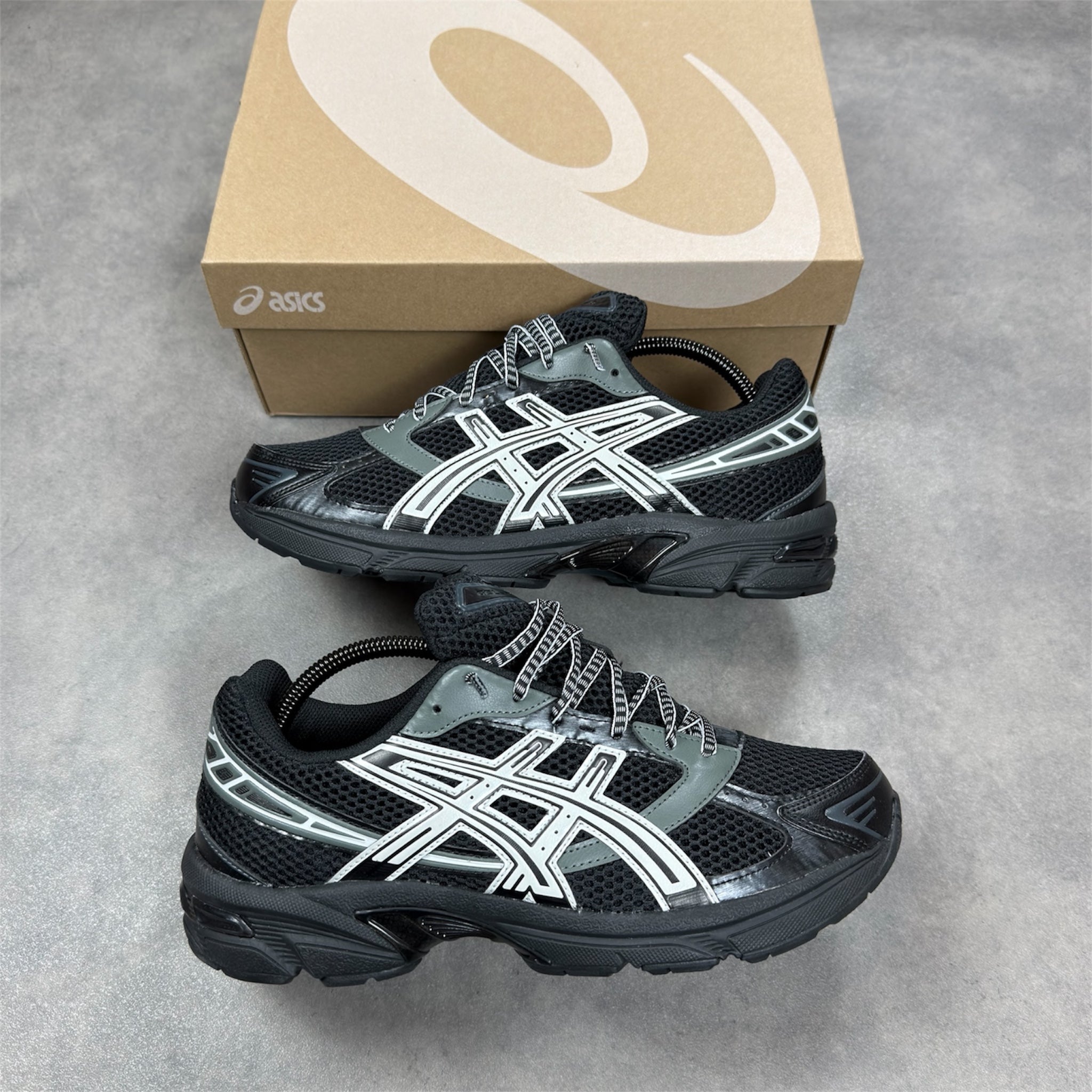 Gel 1130 Glacier Grey