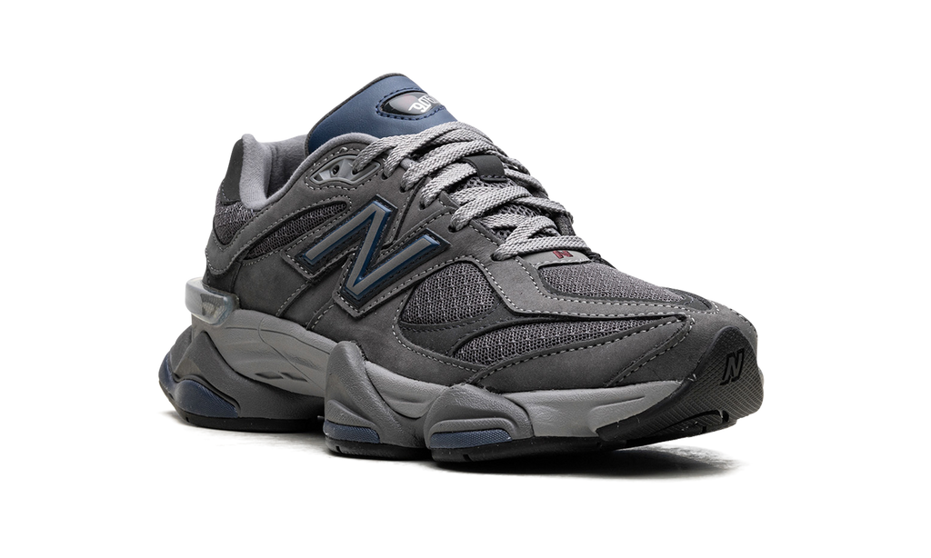 9060 Grey Castlerock