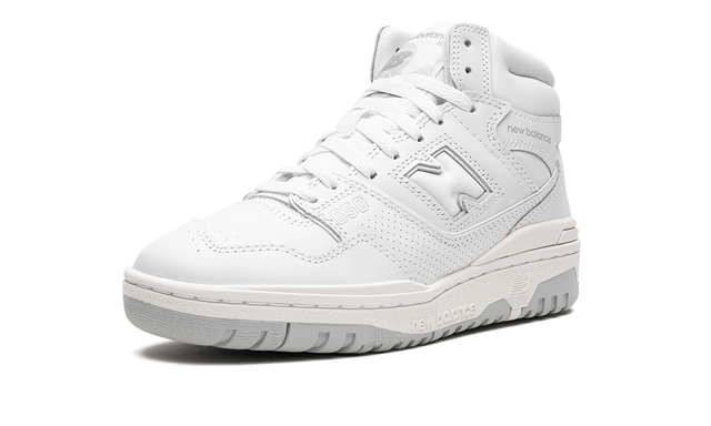 Triple White 650 Triple White