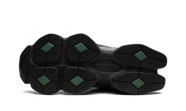 9060 Green Forest