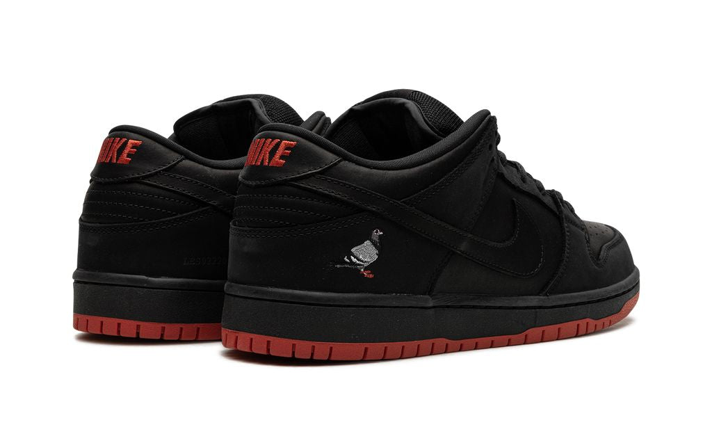 Dunk Low Black SB Pigeon