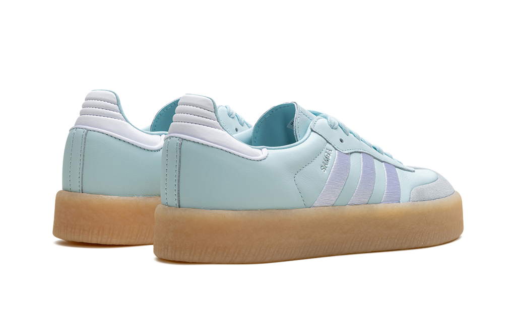 Sambae Silver Almost Blue Metallic Gum