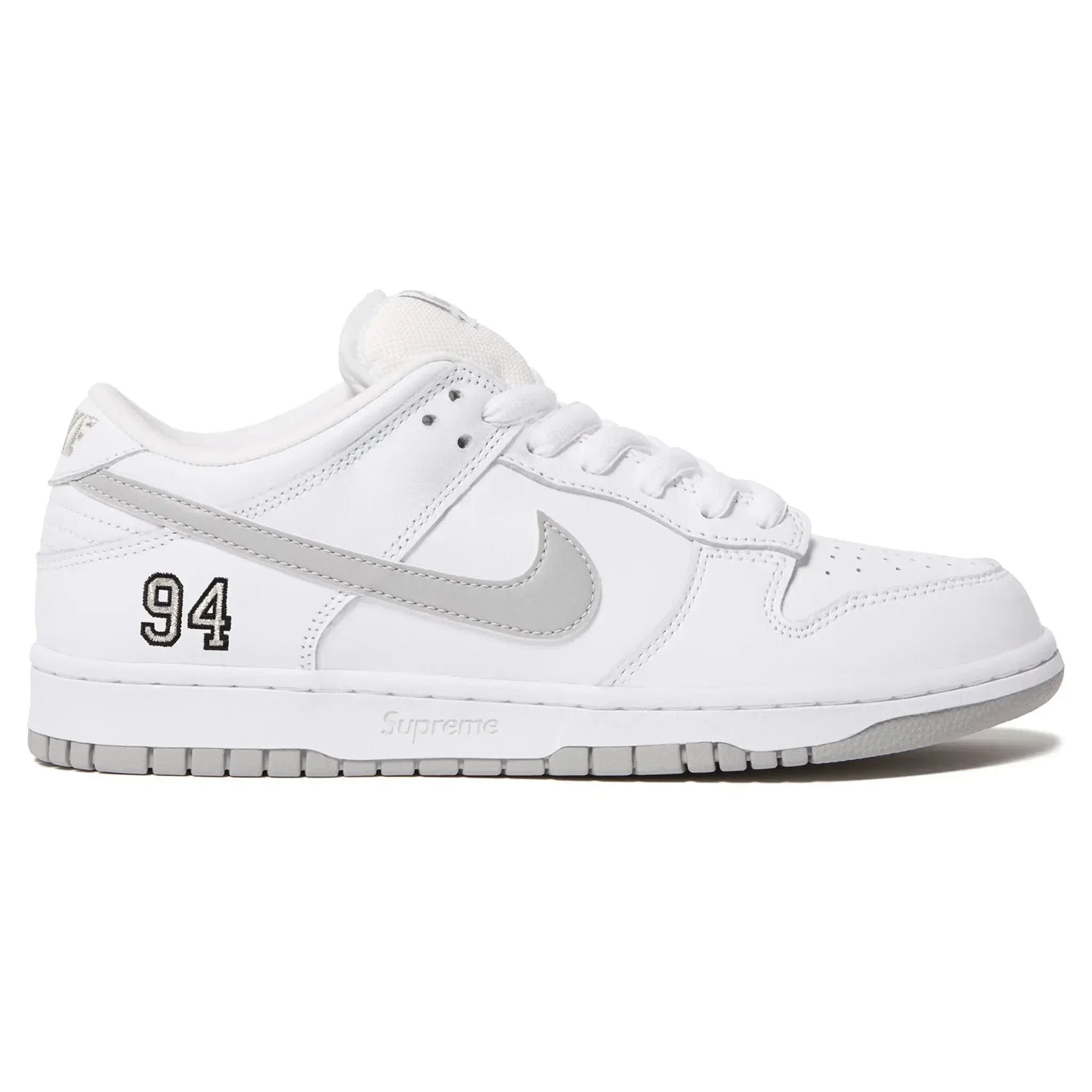 Dunk Low White Supreme x SB