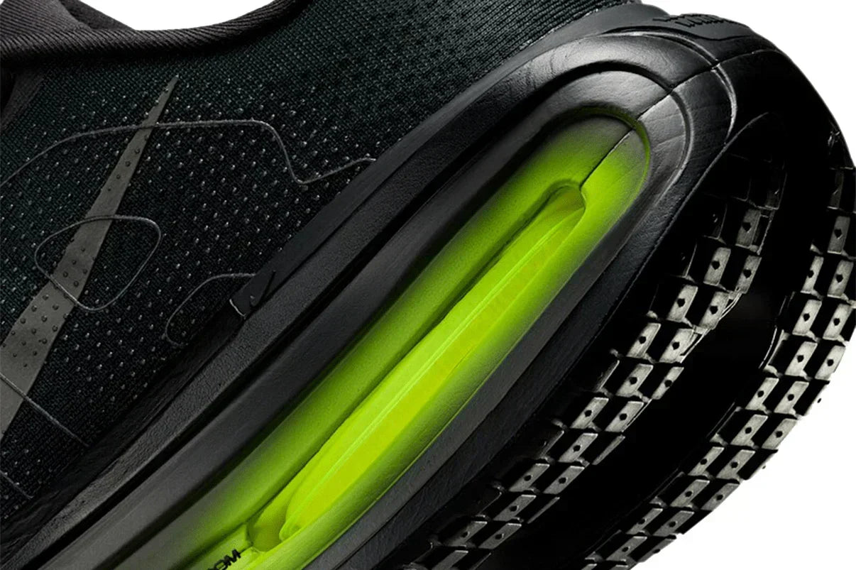 Black Vomero Premium Volt