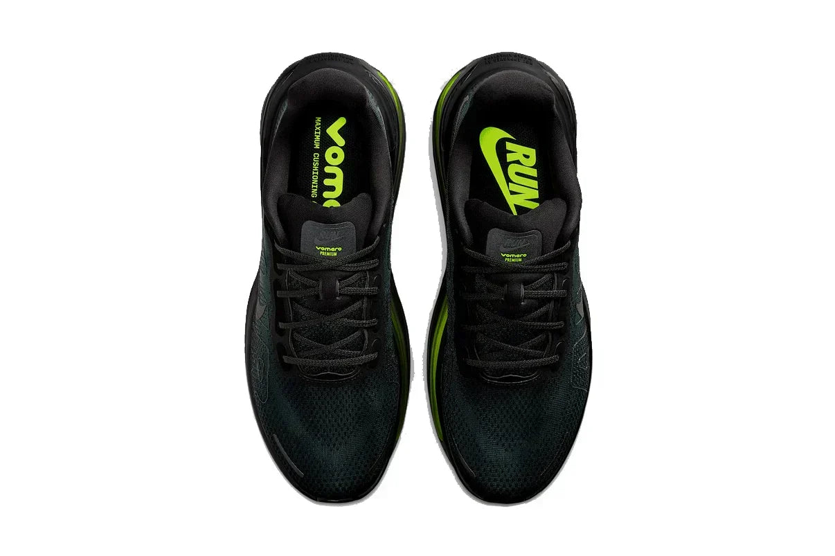 Black Vomero Premium Volt