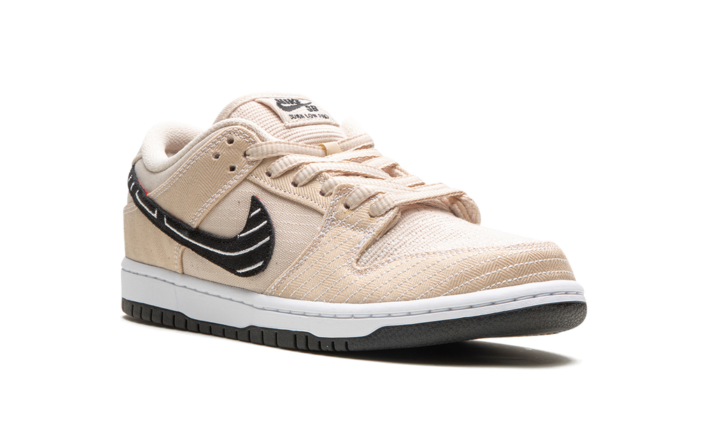 Dunk Low SB Albino & Preto 'Jiu-Jitsu'