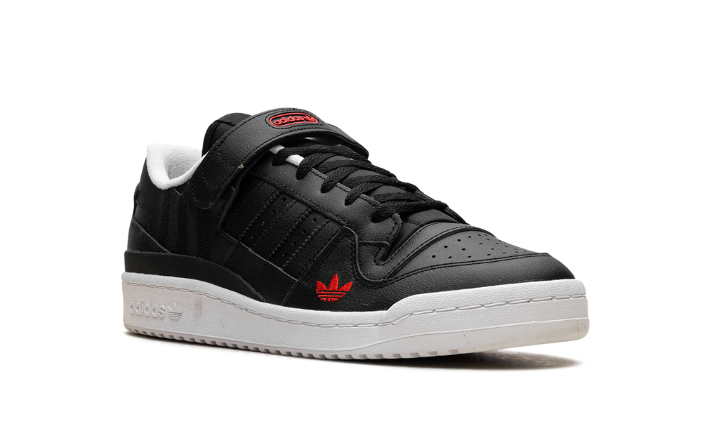 Black Forum Low