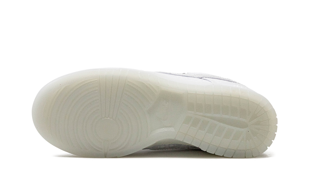 Dunk Low White CLOT Fragment