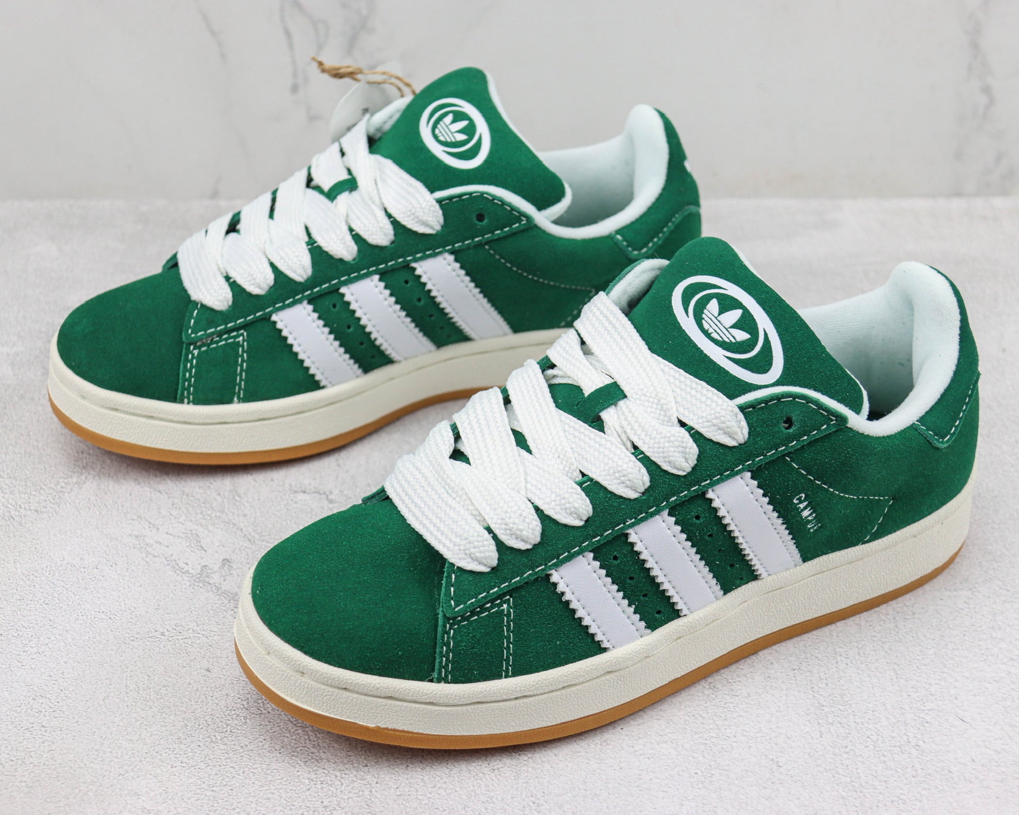 White Campus 00s Dark Green Cloud