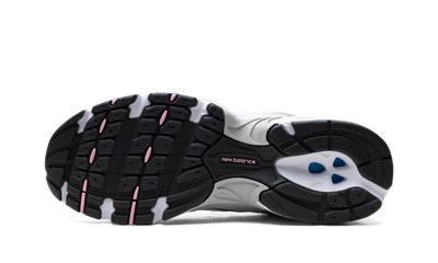 530 White / Pink