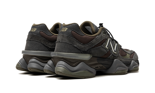 9060 Black Blacktop/Dark Moss/Black