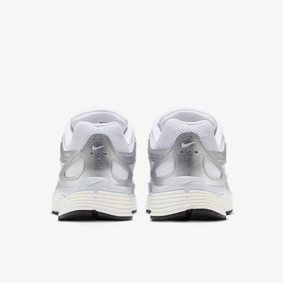 White P-6000 Blue Tint Sail Metallic Silver