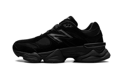 9060 Black Triple