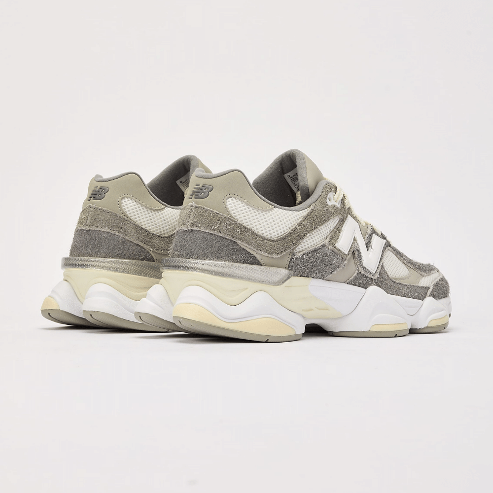 9060 White Grey