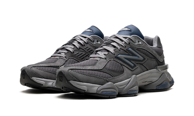 9060 Grey Castlerock