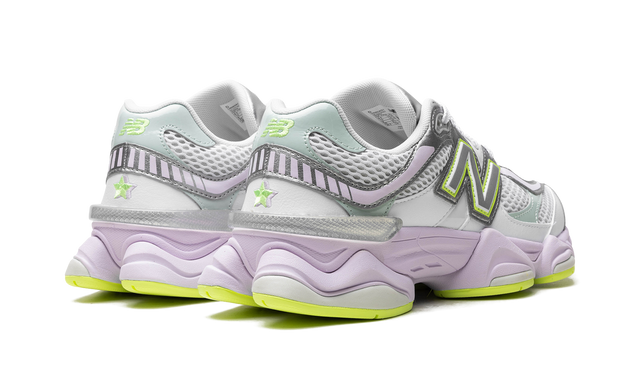 9060 White Silver Metalic Taro