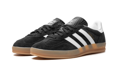 Black Gazelle Indoor
