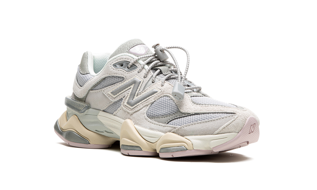 9060 Grey Lilac