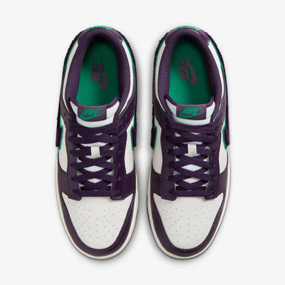 Dunk Low Purple Chenille Swoosh Sail Grand