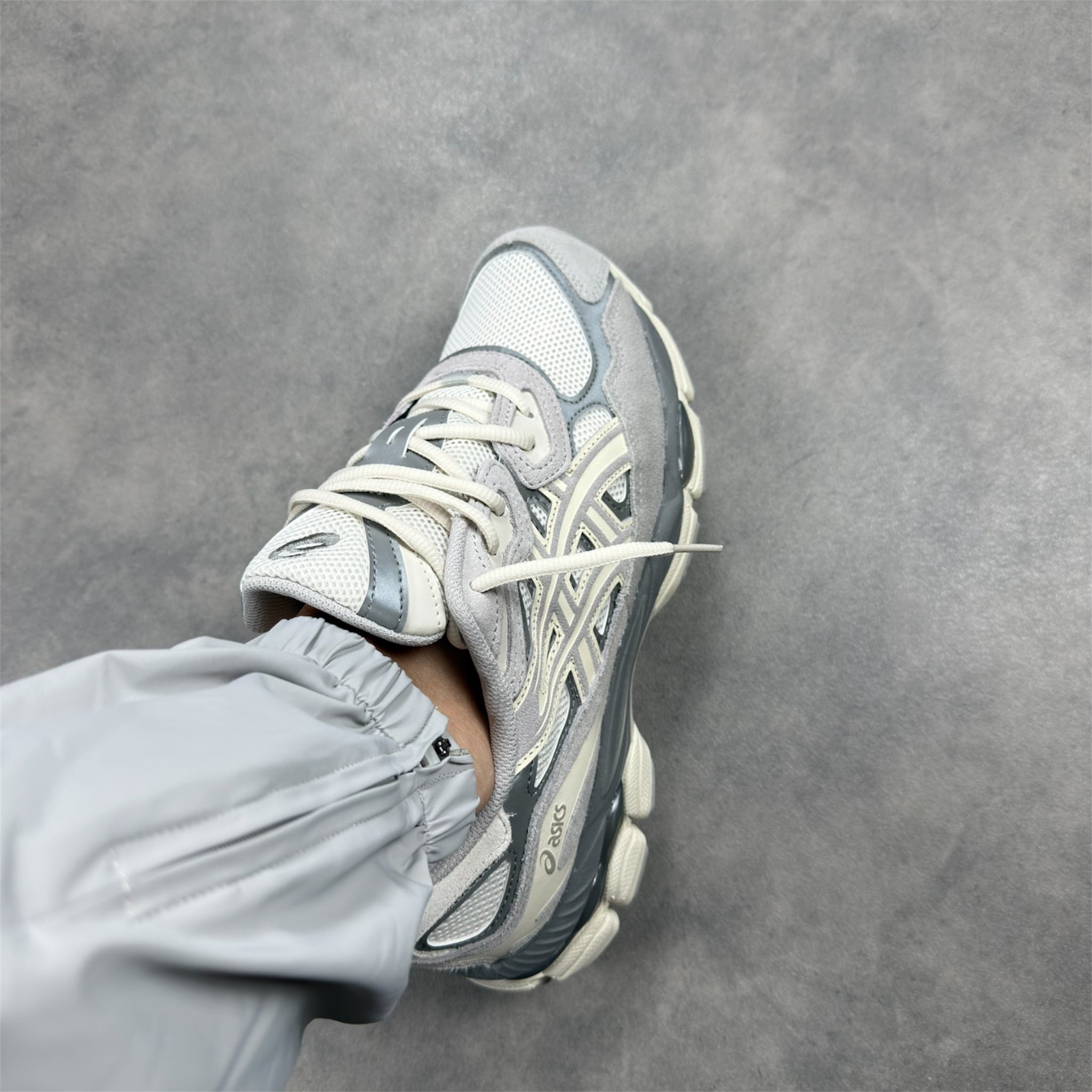 Gel NYC Grey Oyster