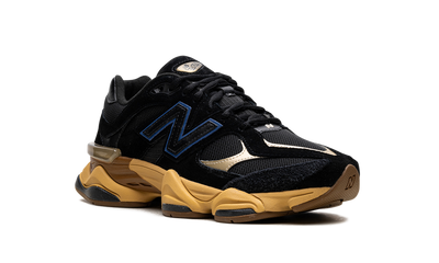 9060 Black Royal Gum