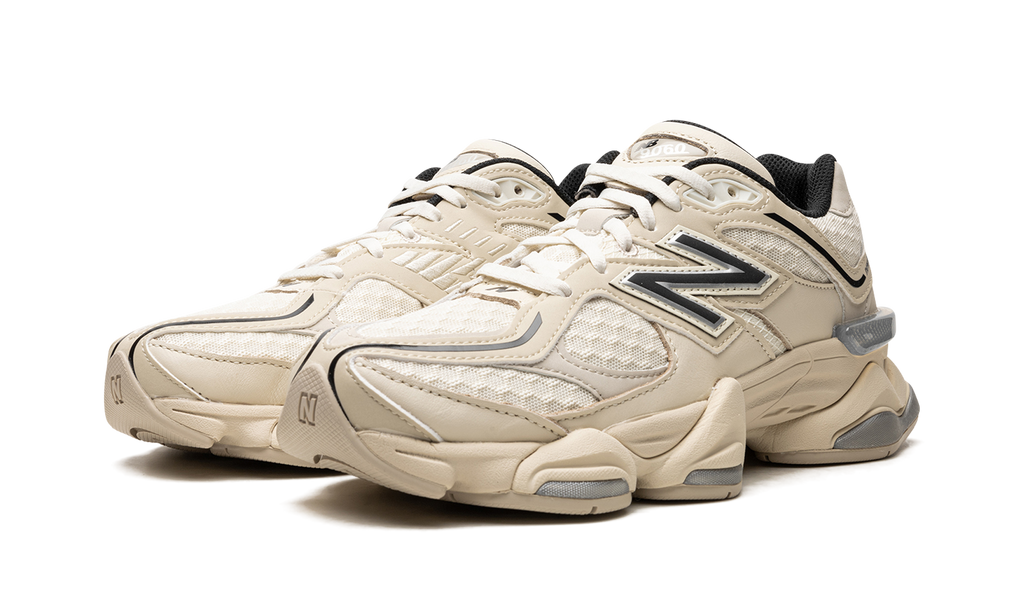 9060 Black Turtledove Silver Metallic