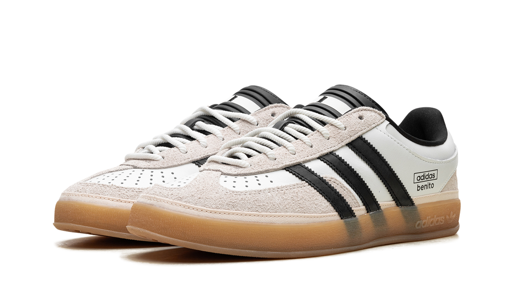 White Gazelle Indoor Bad Bunny Off