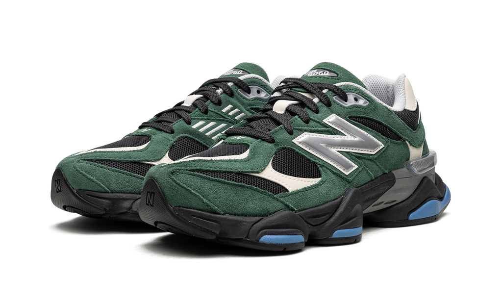 9060 Green Forest