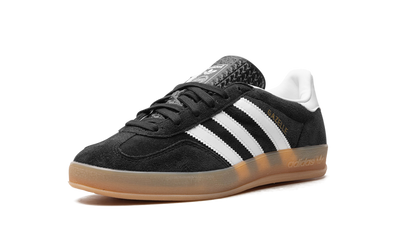 Black Gazelle Indoor