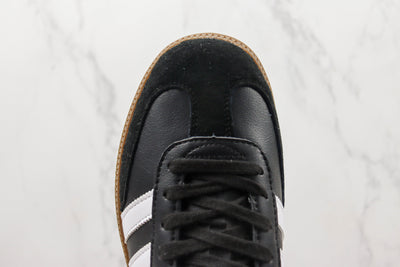 Samba White Black