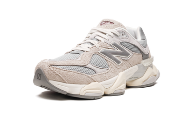 9060 Timberwolf Grey Lunar Timberwolf Grey