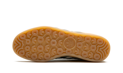 Cream White Gazelle Indoor Cream White Green Gum