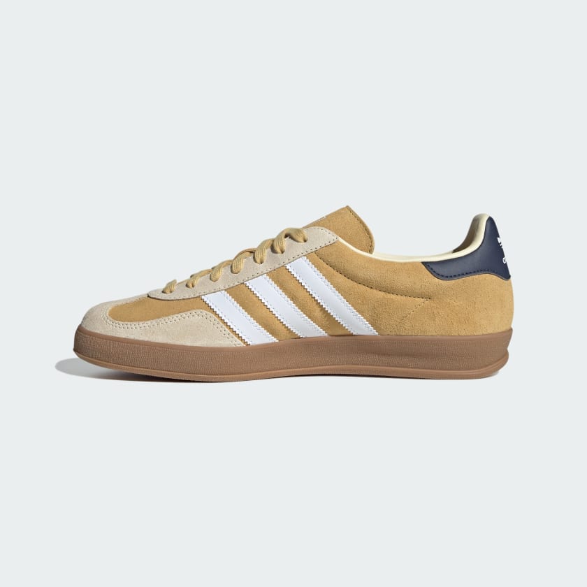 White Gazelle Indoor Cloud Shadow Navy