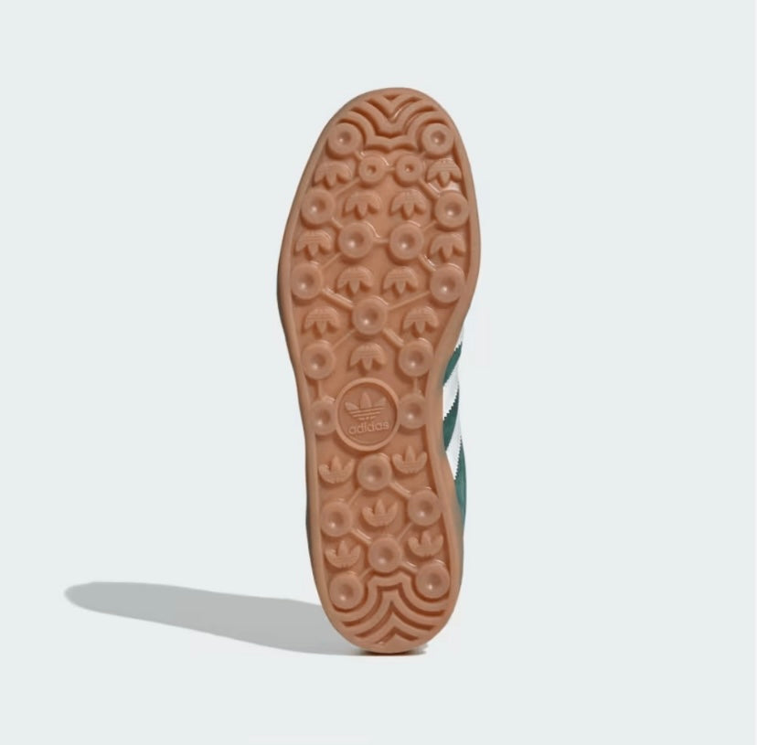 Green Gazelle Indoor Collegiate Gum