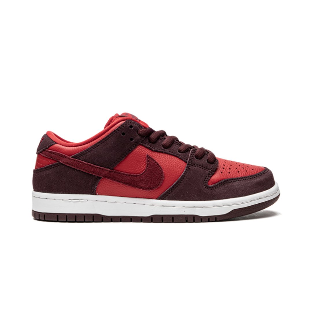 Dunk Low SB Cherry