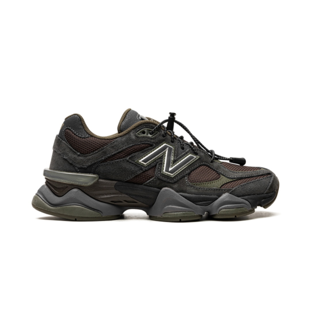 9060 Black Blacktop/Dark Moss/Black