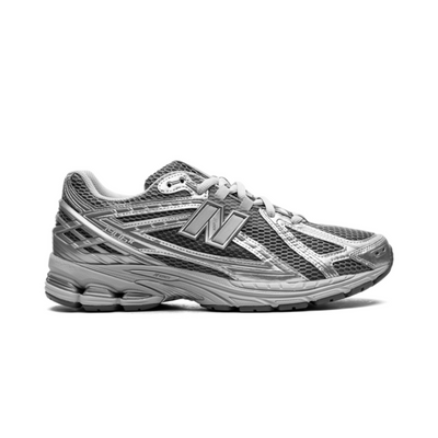 Grey 1906R "Grey"