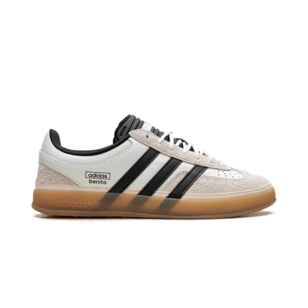 White Gazelle Indoor Bad Bunny Off