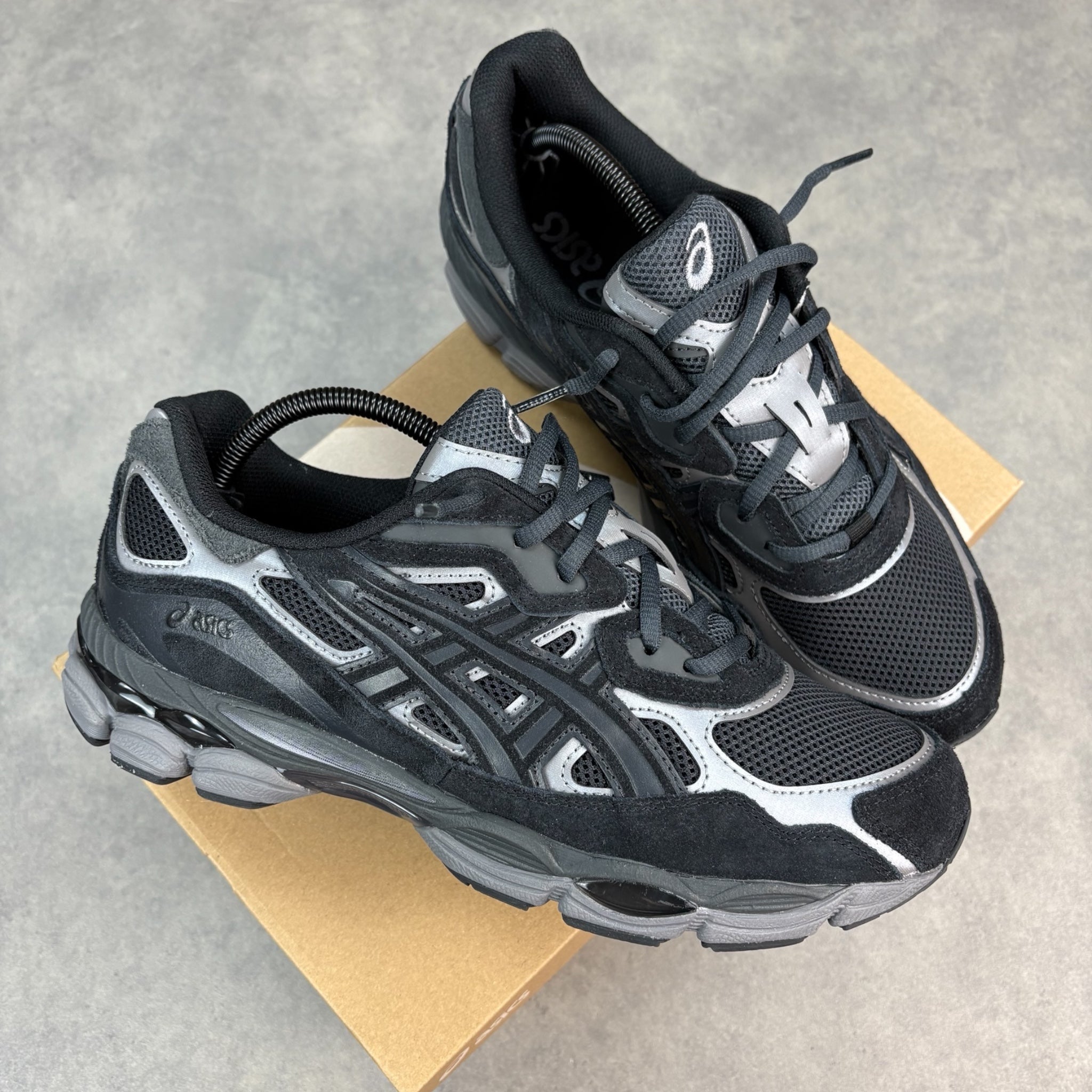 Gel NYC Black Graphite Grey