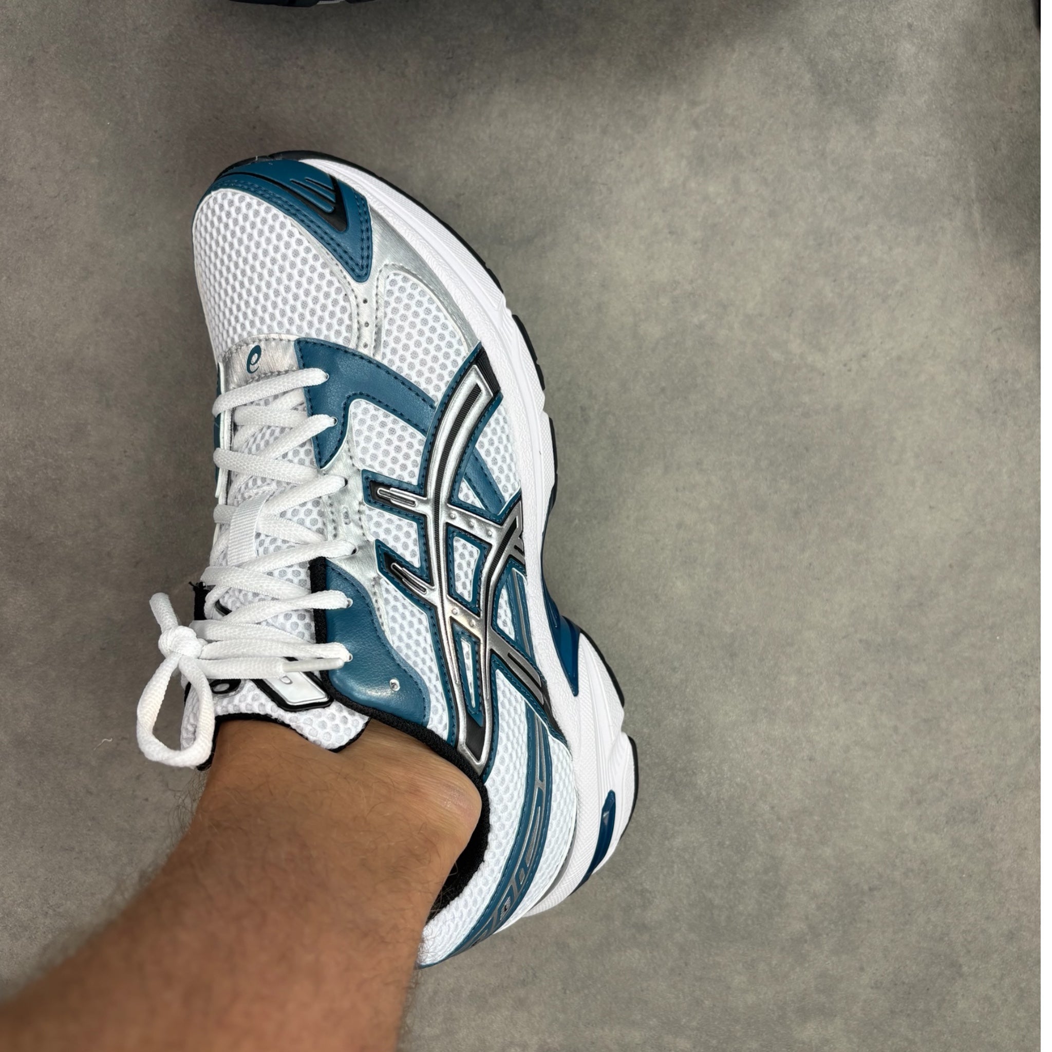 Gel 1130 White Restful Teal