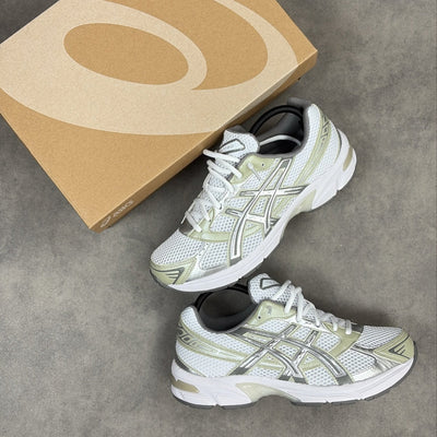 Gel 1130 White Dried Leaf Green (W)