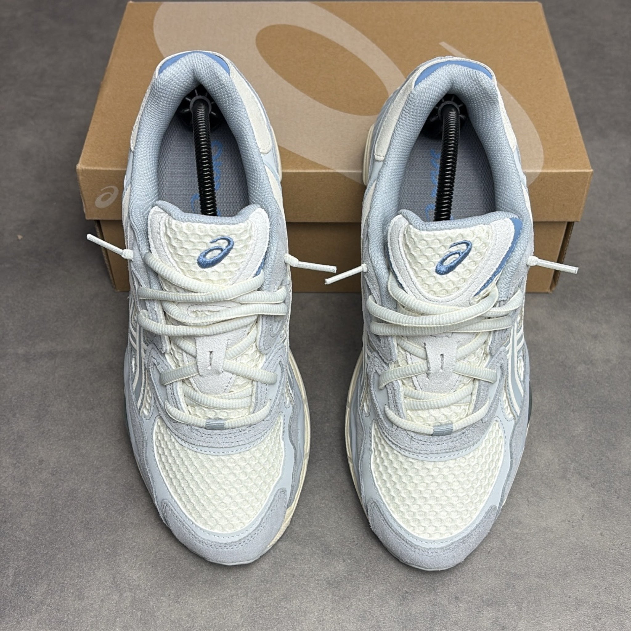 Gel NYC Grey Ivory Mid