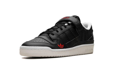 Black Forum Low