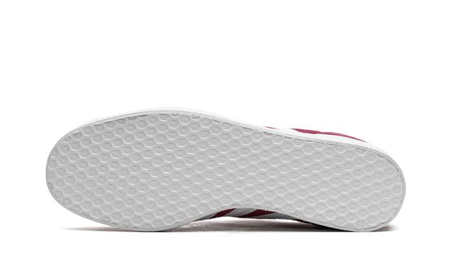 White Gazelle Burgundy