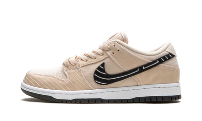 Dunk Low SB Albino & Preto 'Jiu-Jitsu'